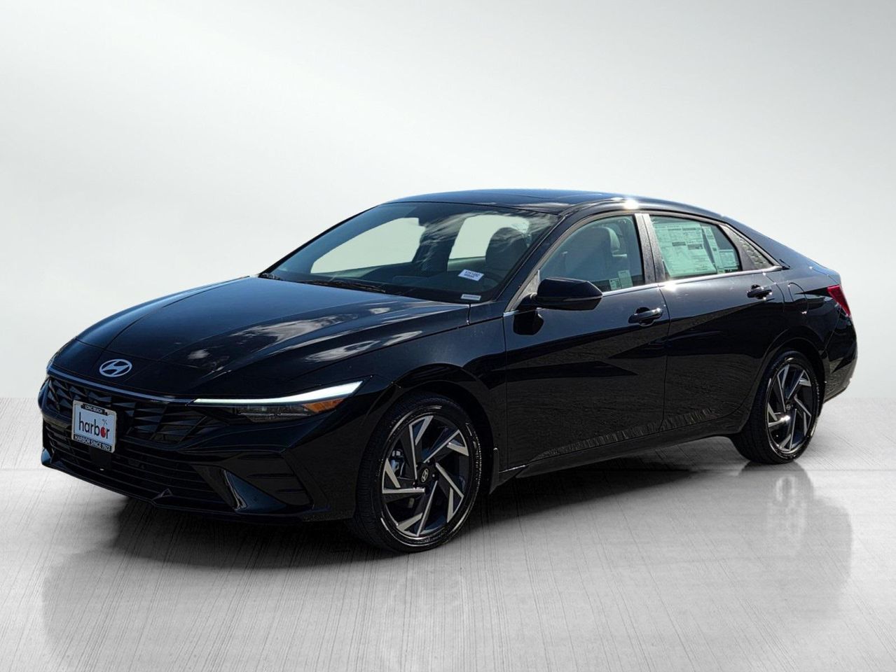 2025 Hyundai Elantra Hybrid Limited photo 3