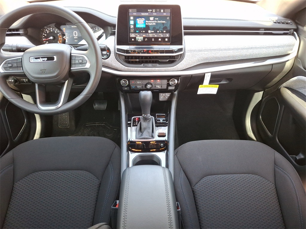 2025 Jeep Compass Sport photo 13