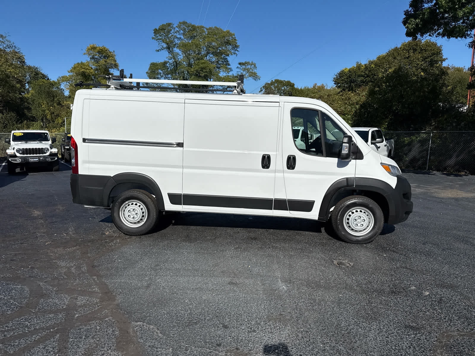 2025 Ram ProMaster 2500 Base photo 2