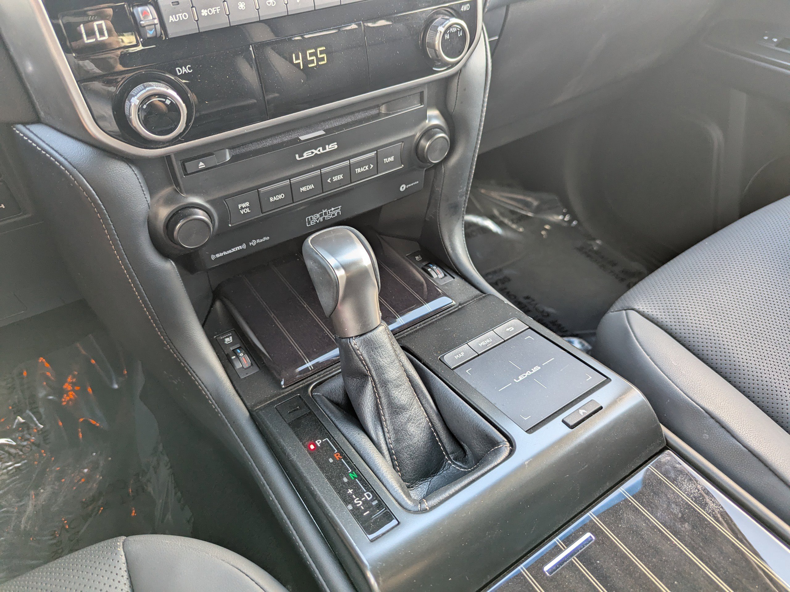 2023 Lexus GX Premium photo 26