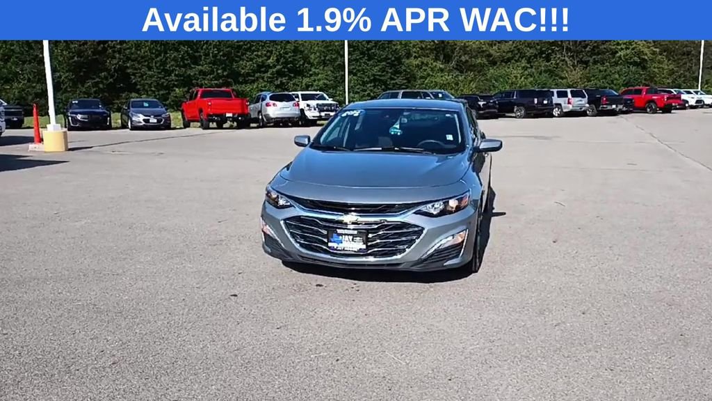 2024 Chevrolet Malibu 1LT photo 3