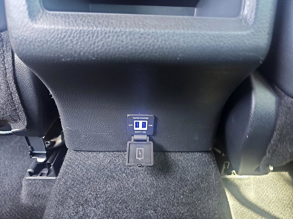 2023 Toyota Camry SE photo 27