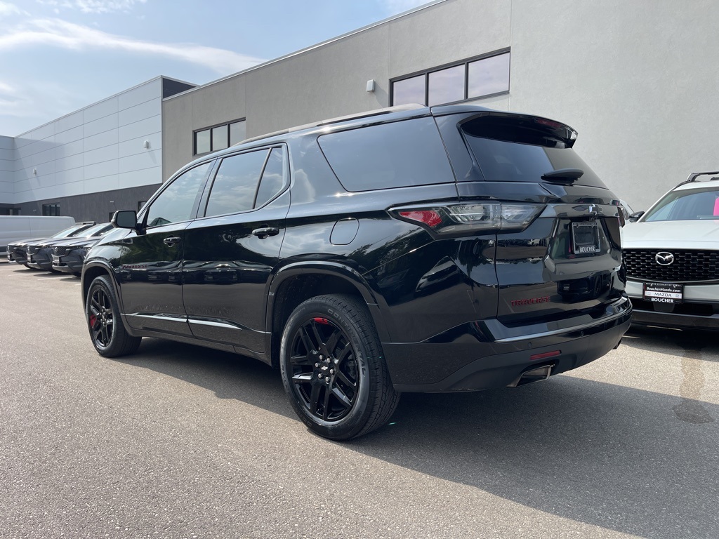2020 Chevrolet Traverse Premier photo 2