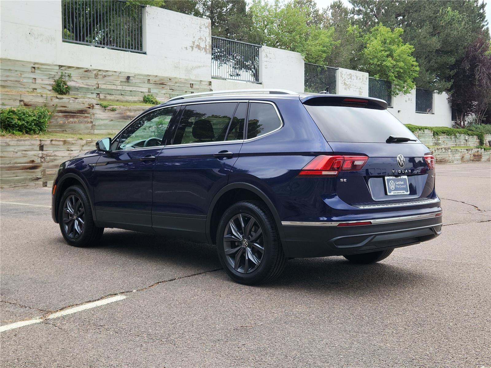 2022 Volkswagen Tiguan SE photo 5
