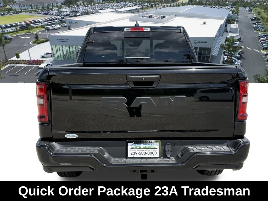 2025 Ram 1500 Tradesman photo 3