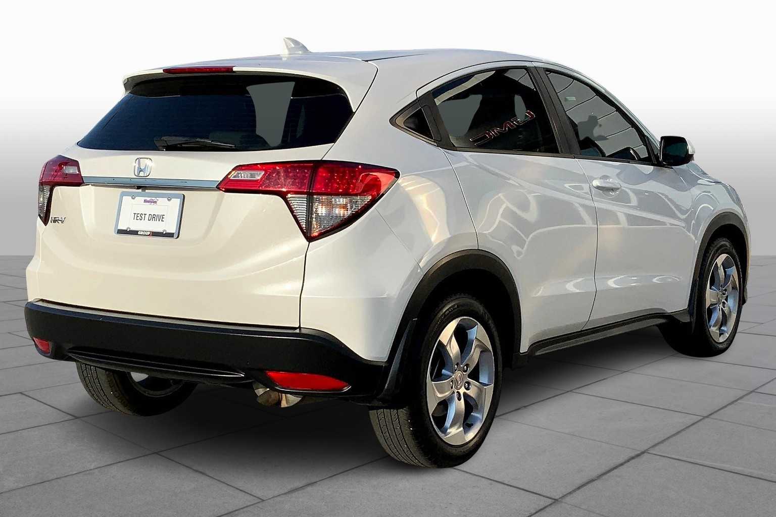 2022 Honda HR-V LX photo 12