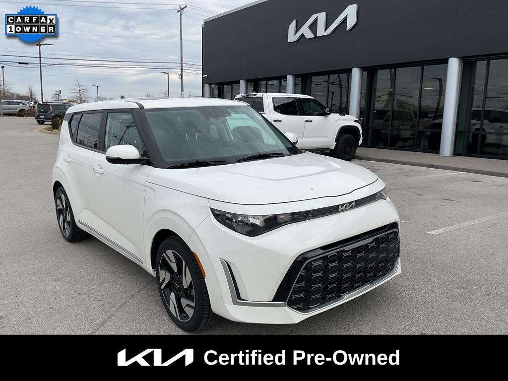 2023 Kia Soul GT-Line's photo