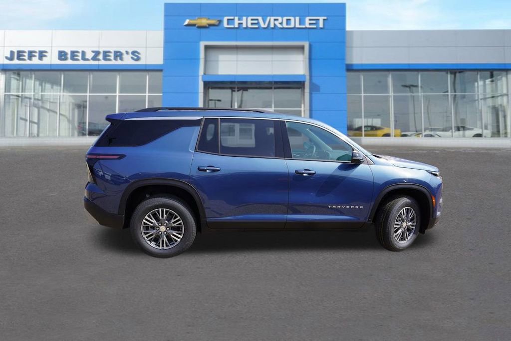 2026 Chevrolet Traverse photo 2