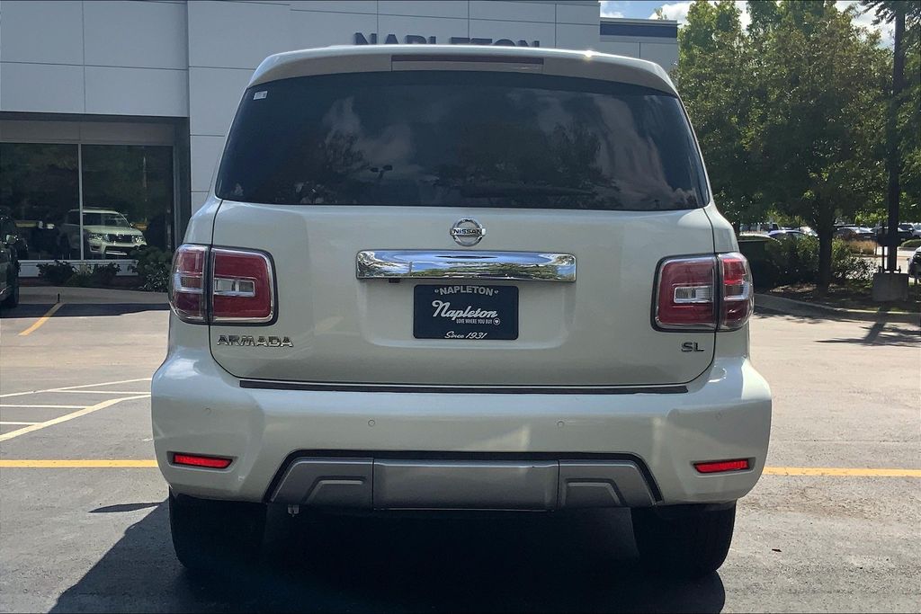 2018 Nissan Armada SL photo 3