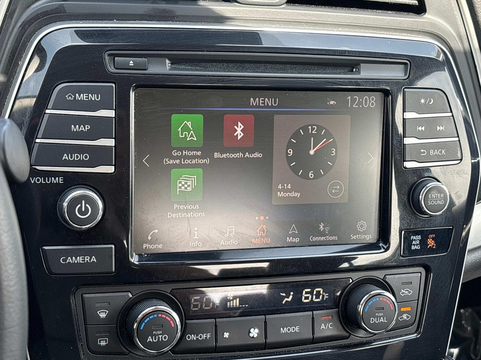 2023 Nissan Maxima SV photo 11