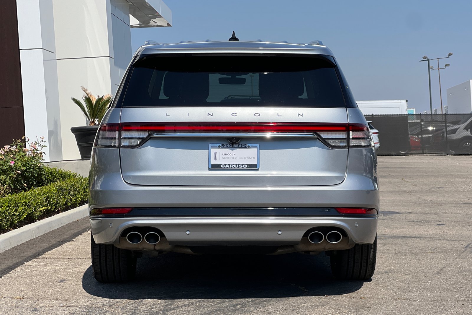 2023 Lincoln Aviator Grand Touring photo 4
