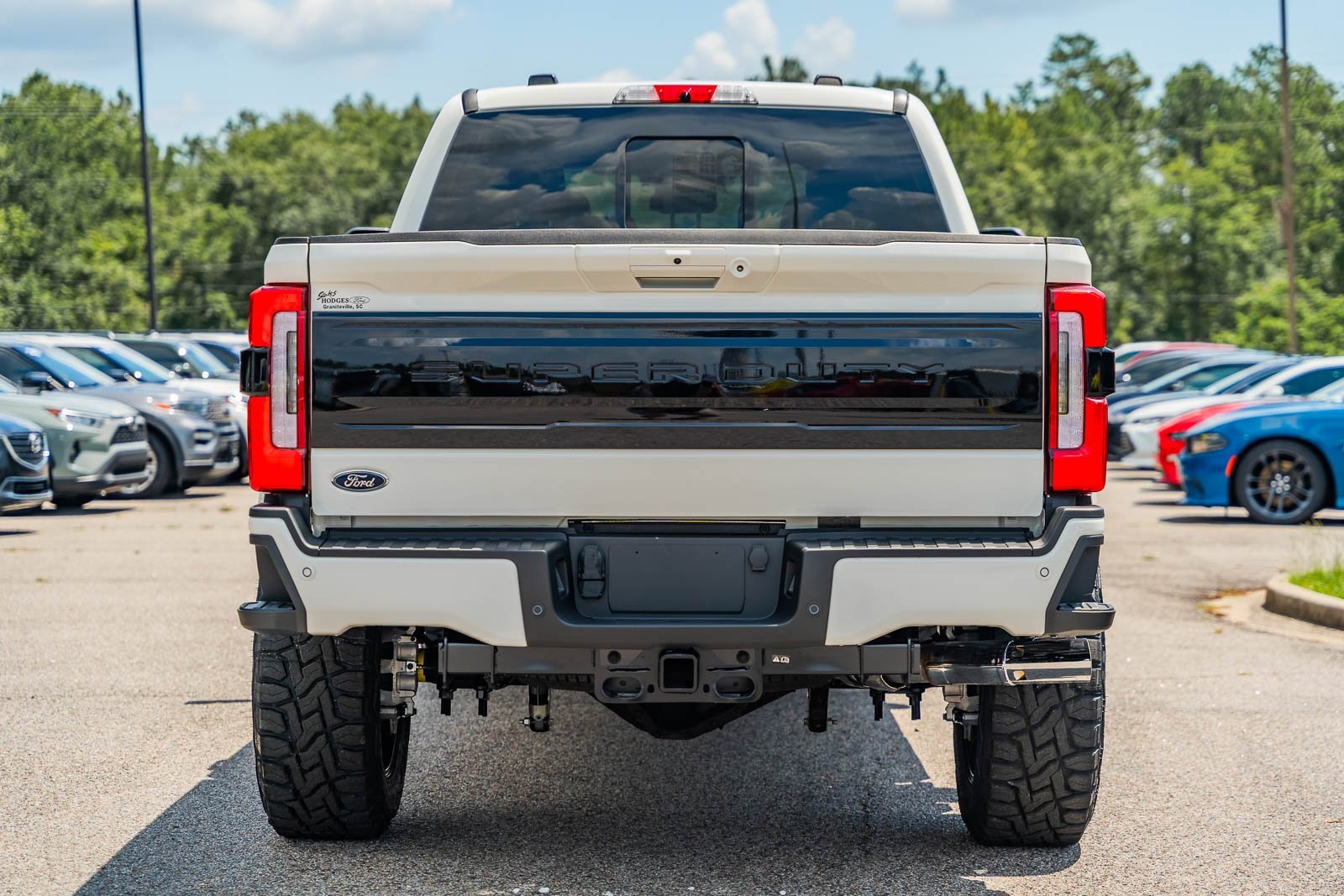 2025 Ford F-350 Platinum photo 6