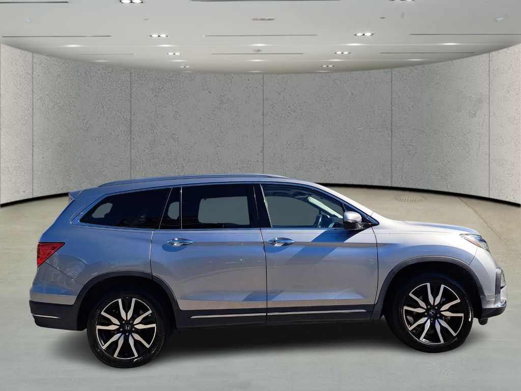 2021 Honda Pilot Touring photo 4