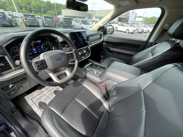 2022 Ford Expedition XLT photo 29