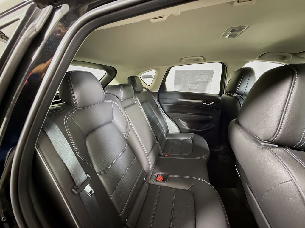 2025 Mazda CX-5 2.5 S Preferred photo 23