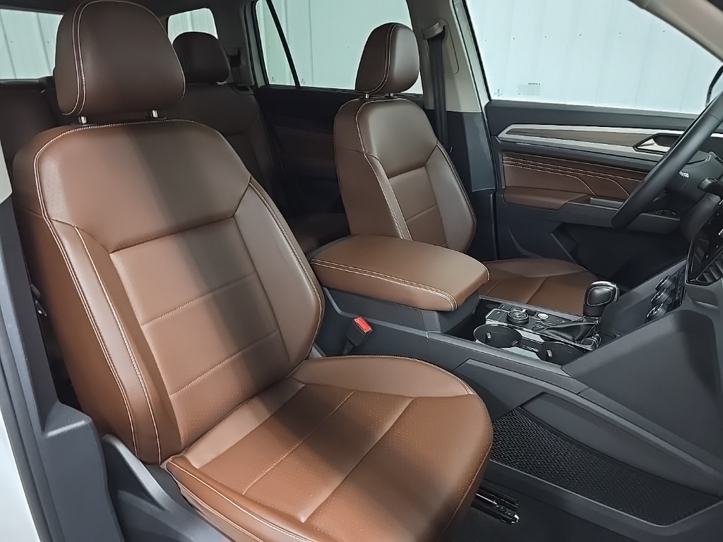 2022 Volkswagen Atlas SEL photo 14