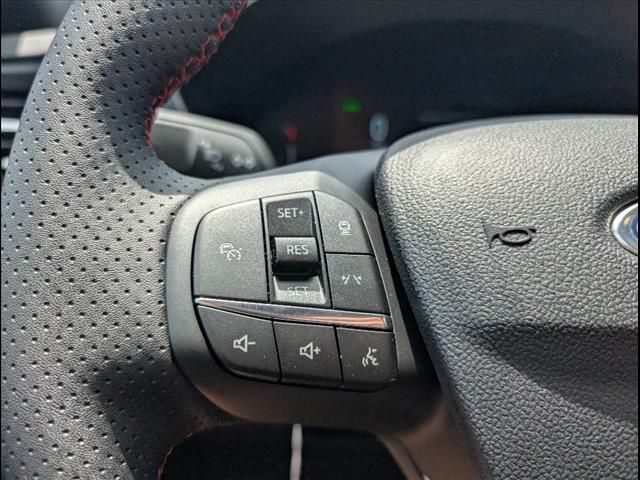 2025 Ford Escape Hybrid ST-Line photo 8