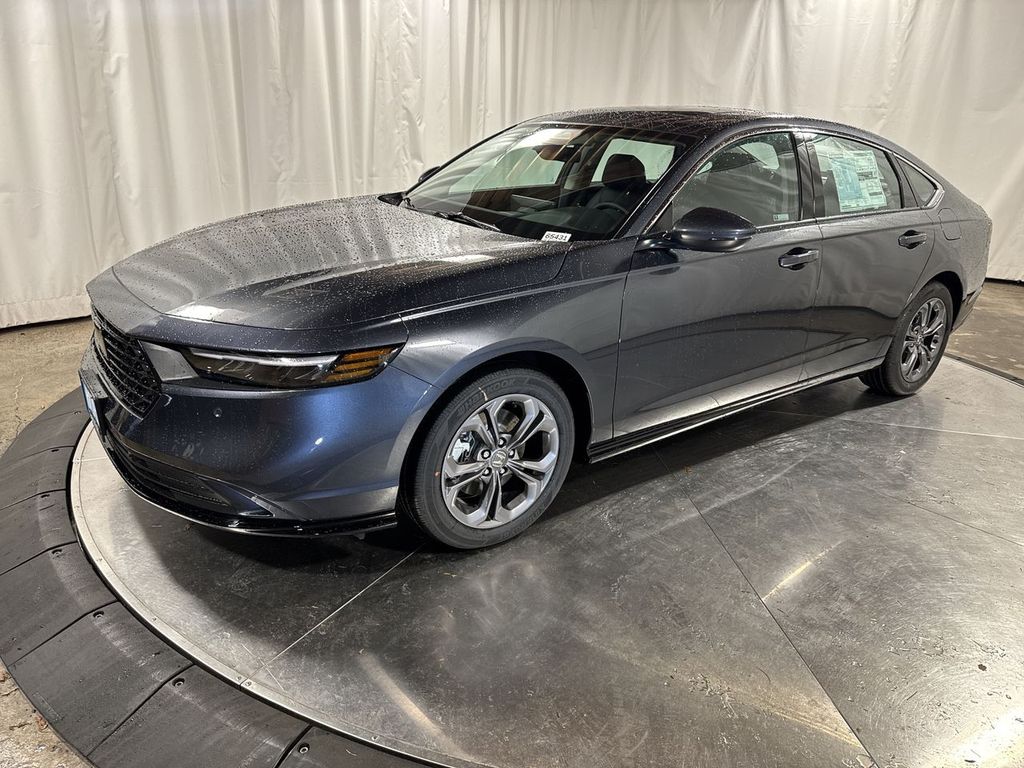 2025 Honda Accord Hybrid EX-L's photo