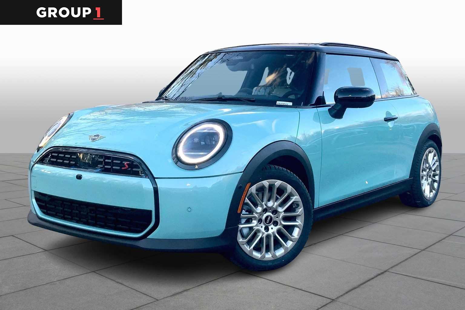 2026 MINI Hardtop 2 Door S's photo