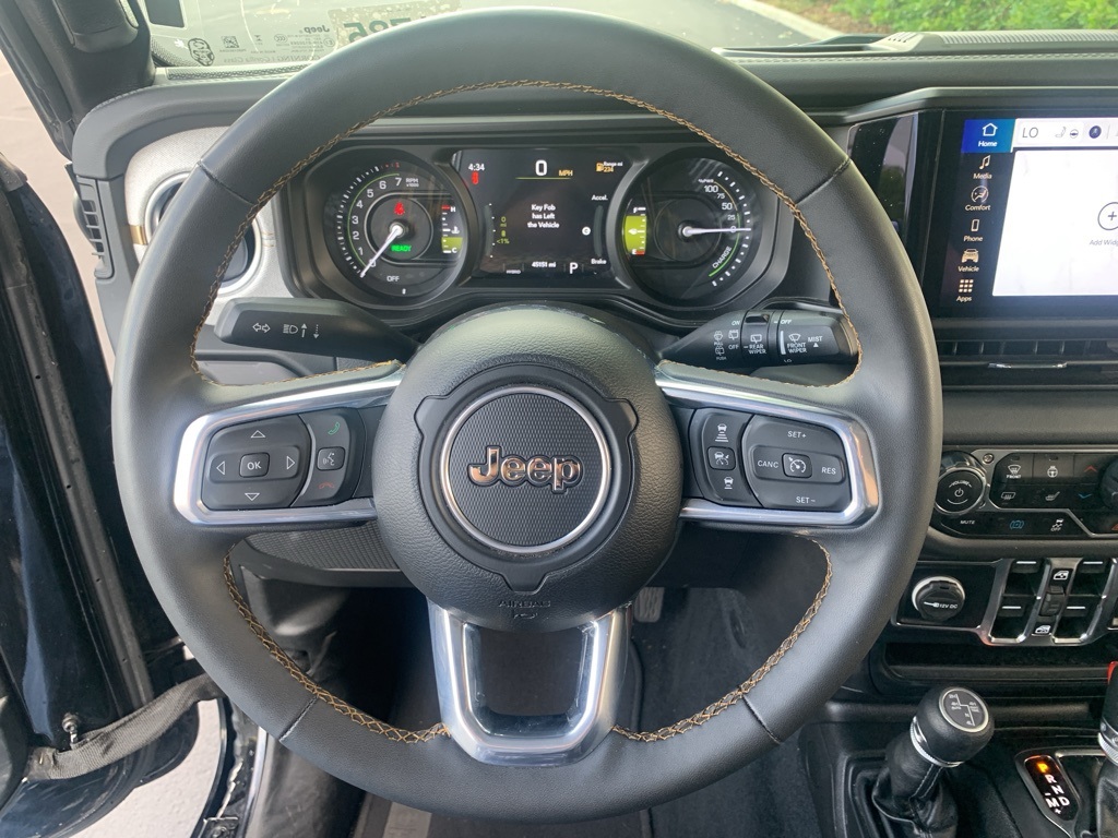 2024 Jeep Wrangler 4xe Sahara photo 12