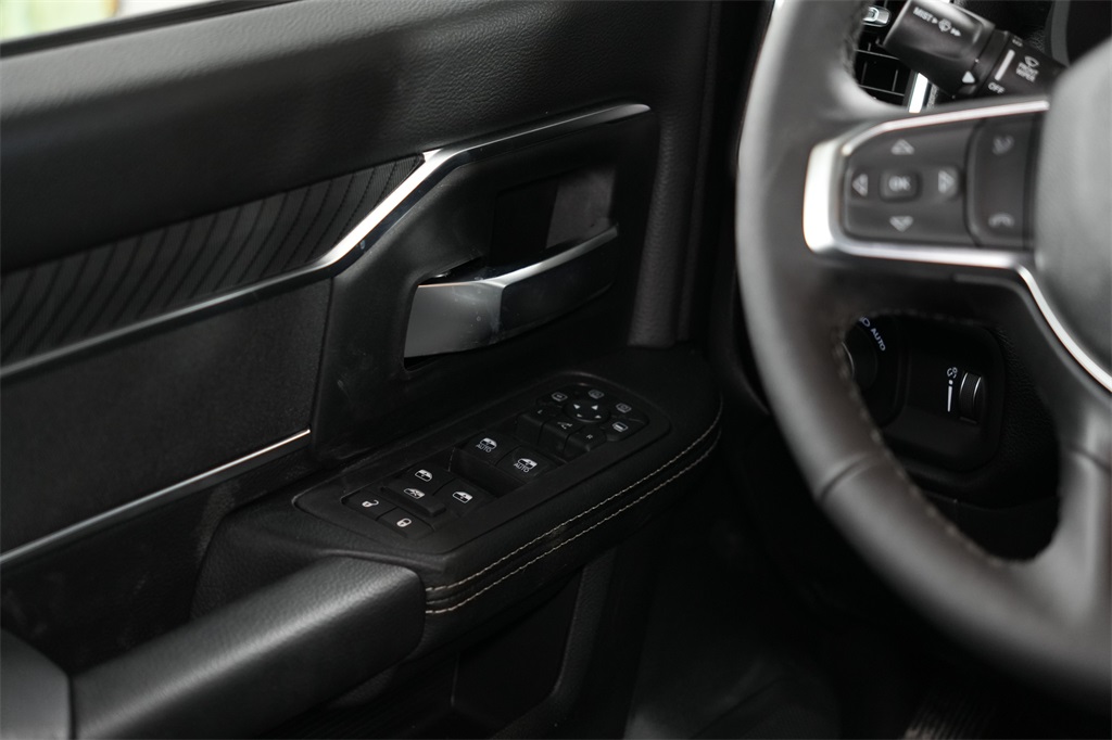 2026 Ram 2500 Big Horn photo 16