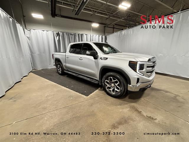 2022 GMC Sierra 1500 SLE's photo