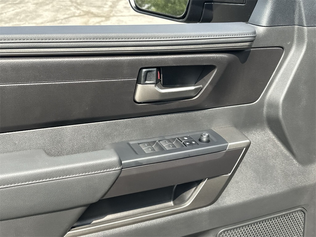 2025 Toyota Tundra SR5 photo 13