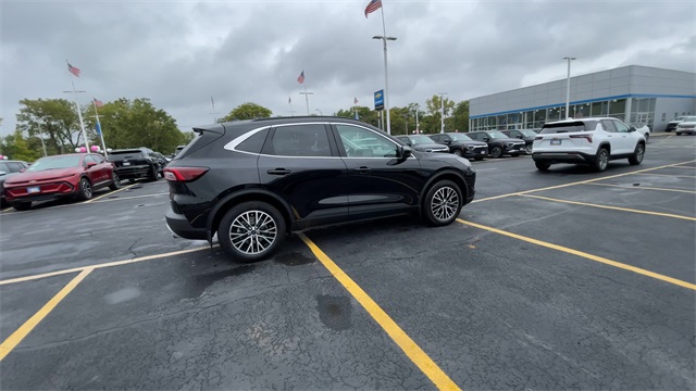 2025 FORD ESCAPE - Image 9