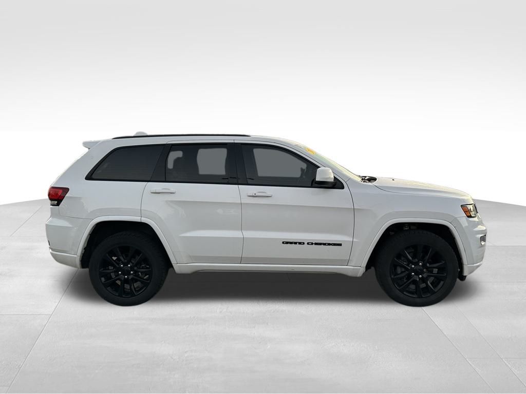 2018 Jeep Grand Cherokee Altitude photo 2