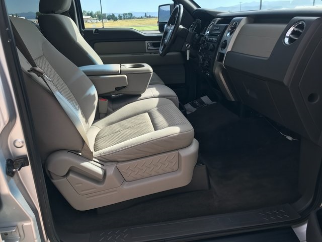 2010 Ford F-150 XLT photo 12