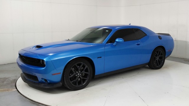 Used 2023 B5 Blue Pearlcoat Dodge R/T image 1