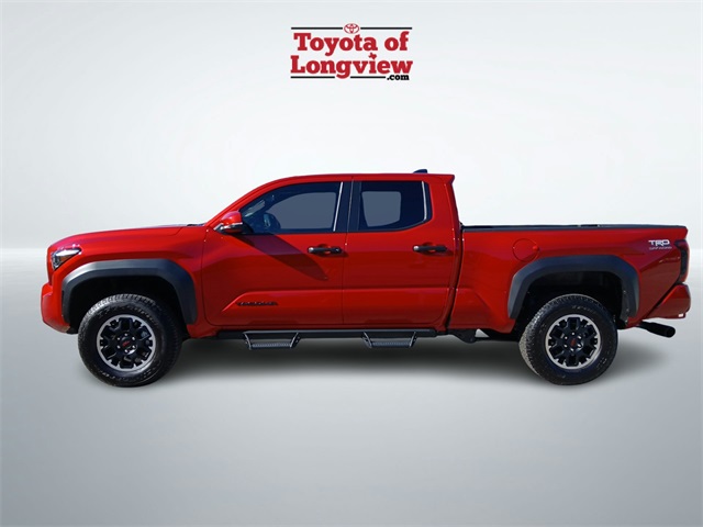 2025 Toyota Tacoma TRD Off-Road photo 4