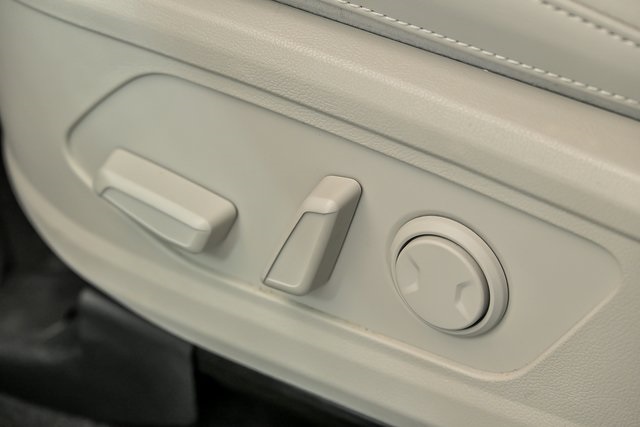 2024 Kia Sorento S photo 15