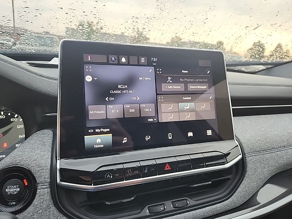 2024 Jeep Compass Latitude photo 19
