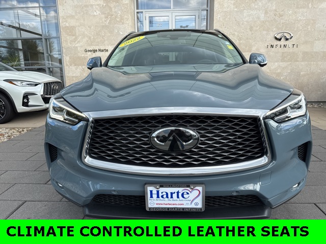 2022 Infiniti QX50 Essential photo 2
