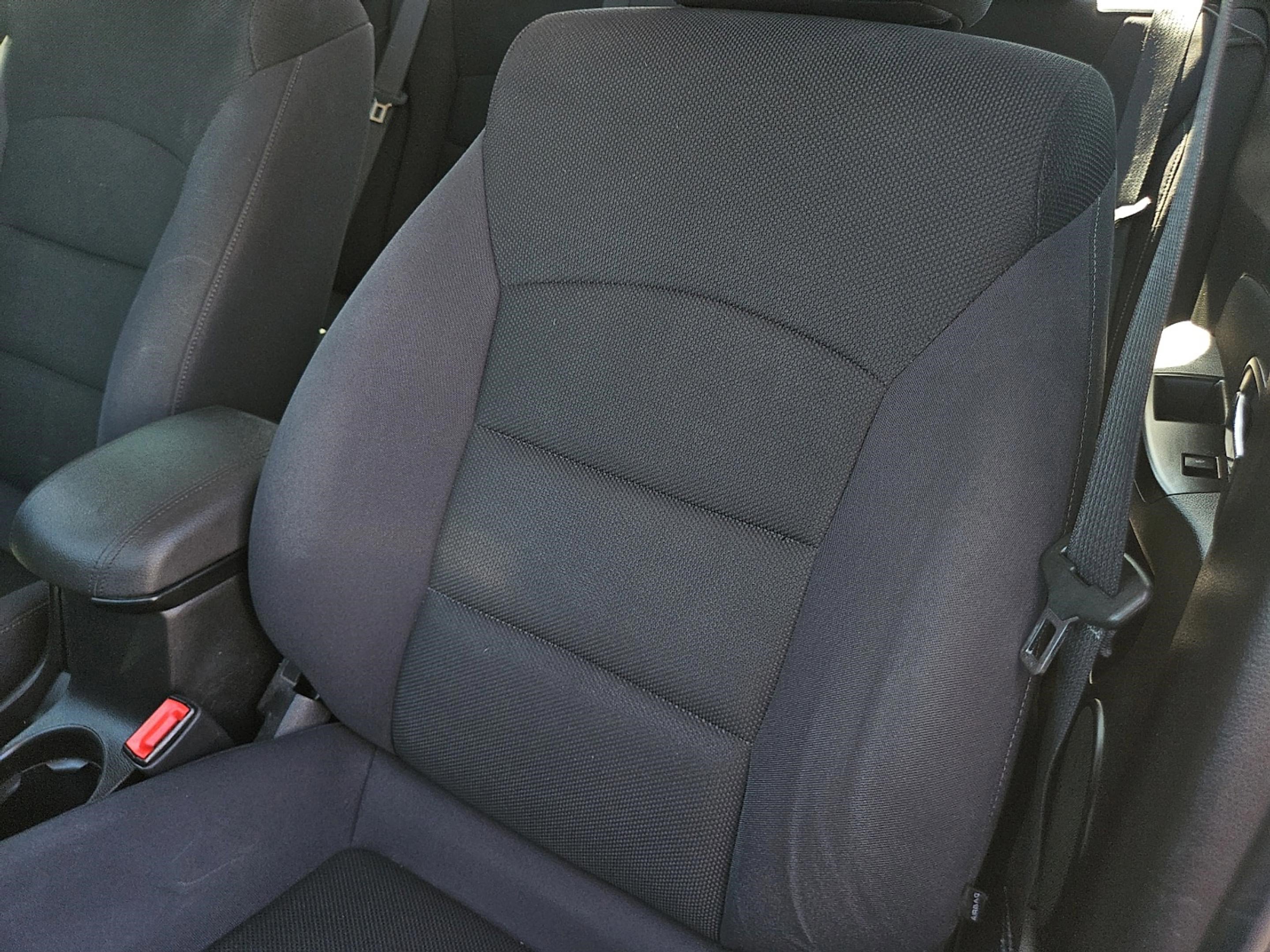2014 Chevrolet Cruze photo 20
