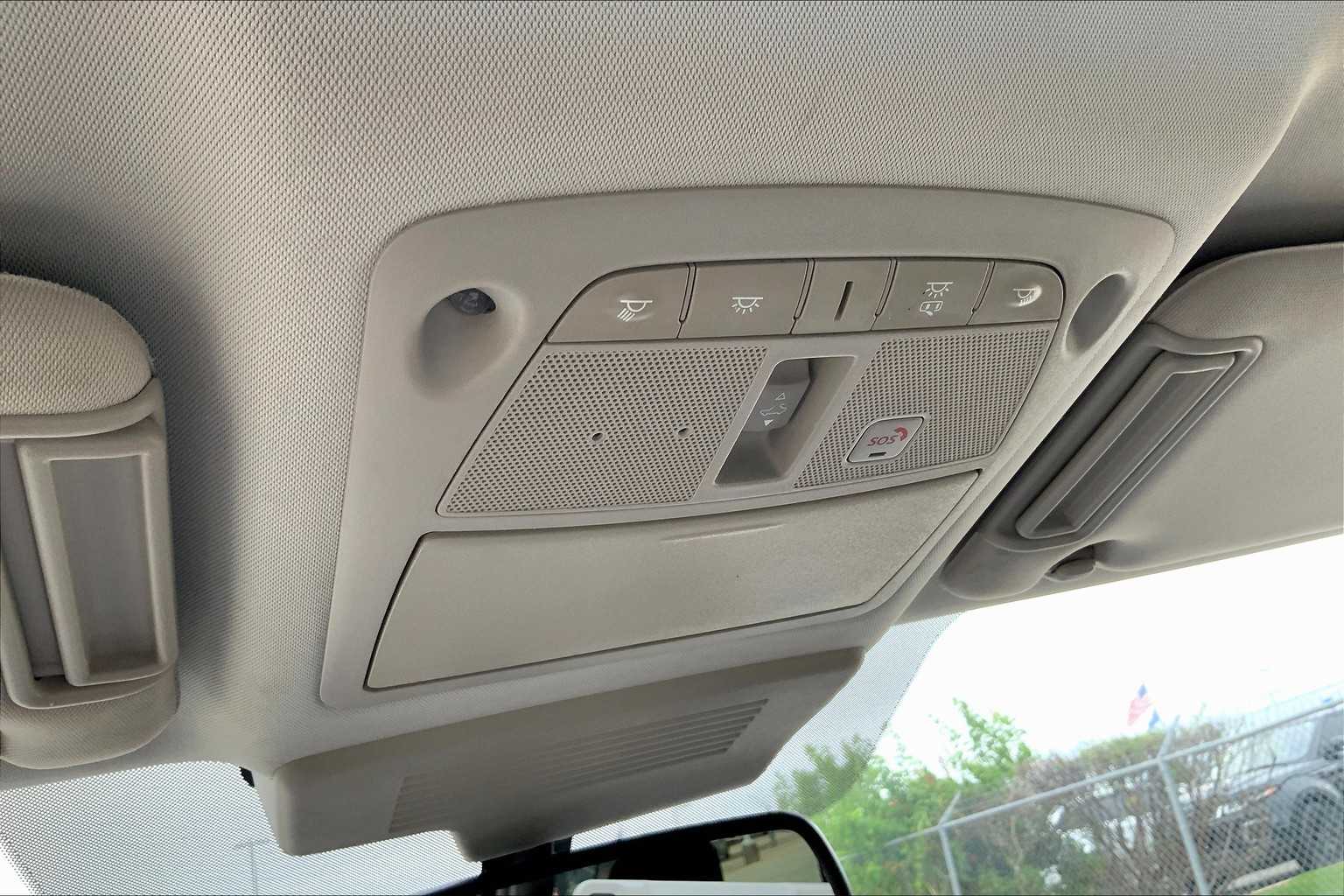 2020 Nissan Armada SL photo 29