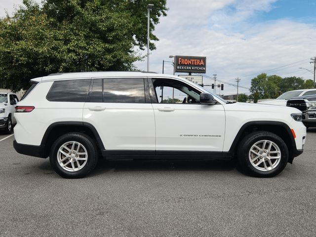 2023 Jeep Grand Cherokee Laredo photo 16