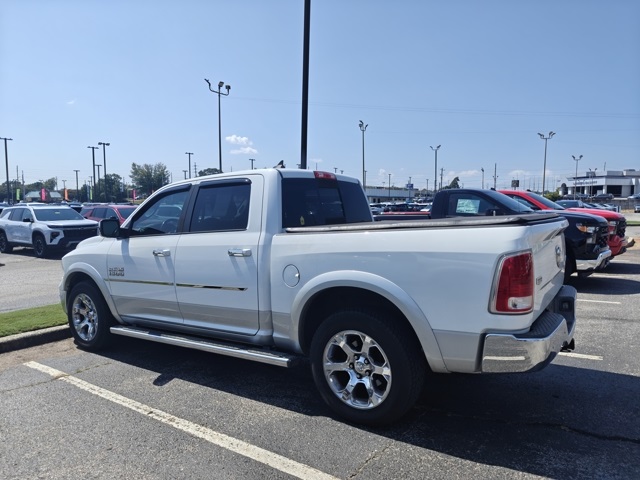 2015 Ram 1500 Laramie photo 2