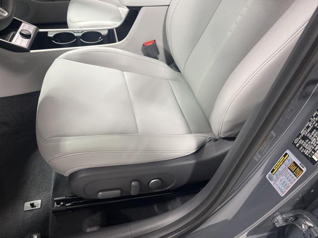 2026 Hyundai Kona Limited photo 7