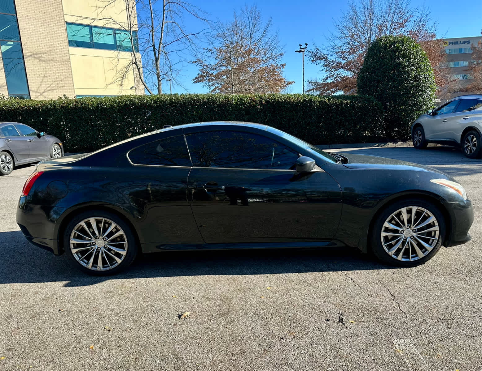 2012 Infiniti G37 Journey photo 4