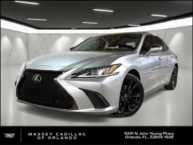 2022 Lexus ES F SPORT's photo