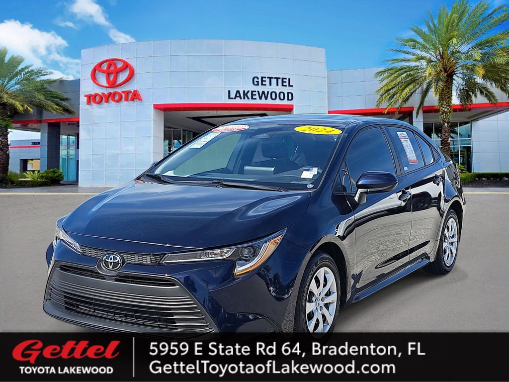 Certified Pre-Owned 2024 Toyota Corolla LE 4D Sedan in Bradenton
