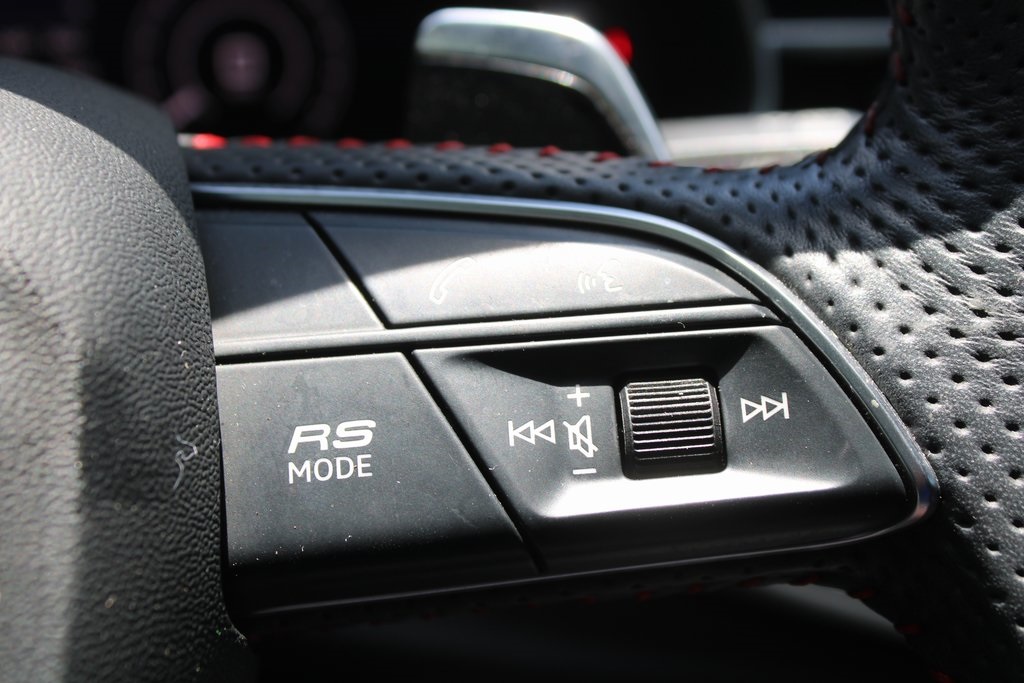 2020 Audi RS Q8 photo 36