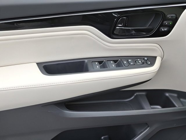 2026 Honda Odyssey Elite photo 18