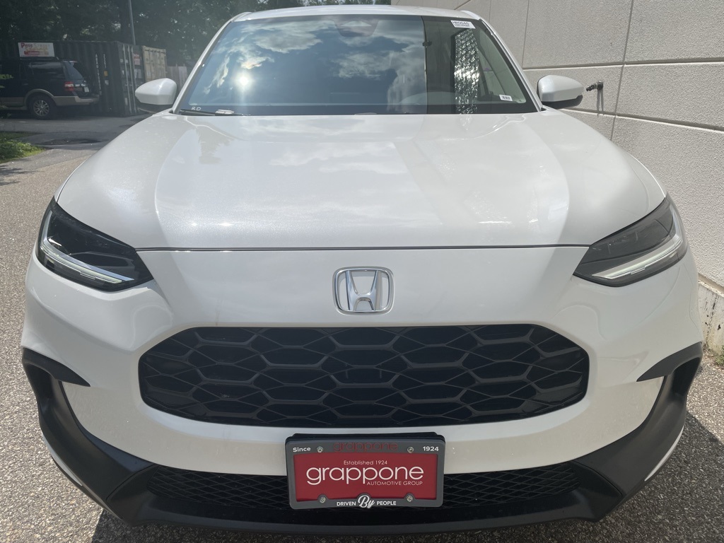 2026 Honda HR-V LX photo 2