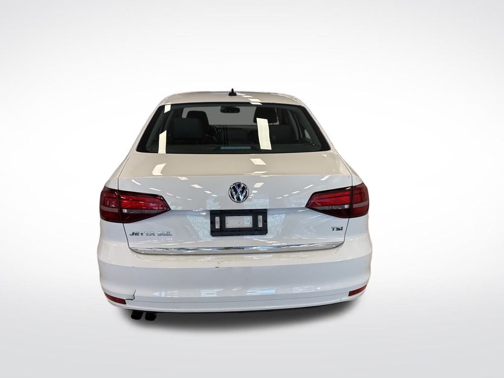 2017 Volkswagen Jetta 1.8T SEL photo 6