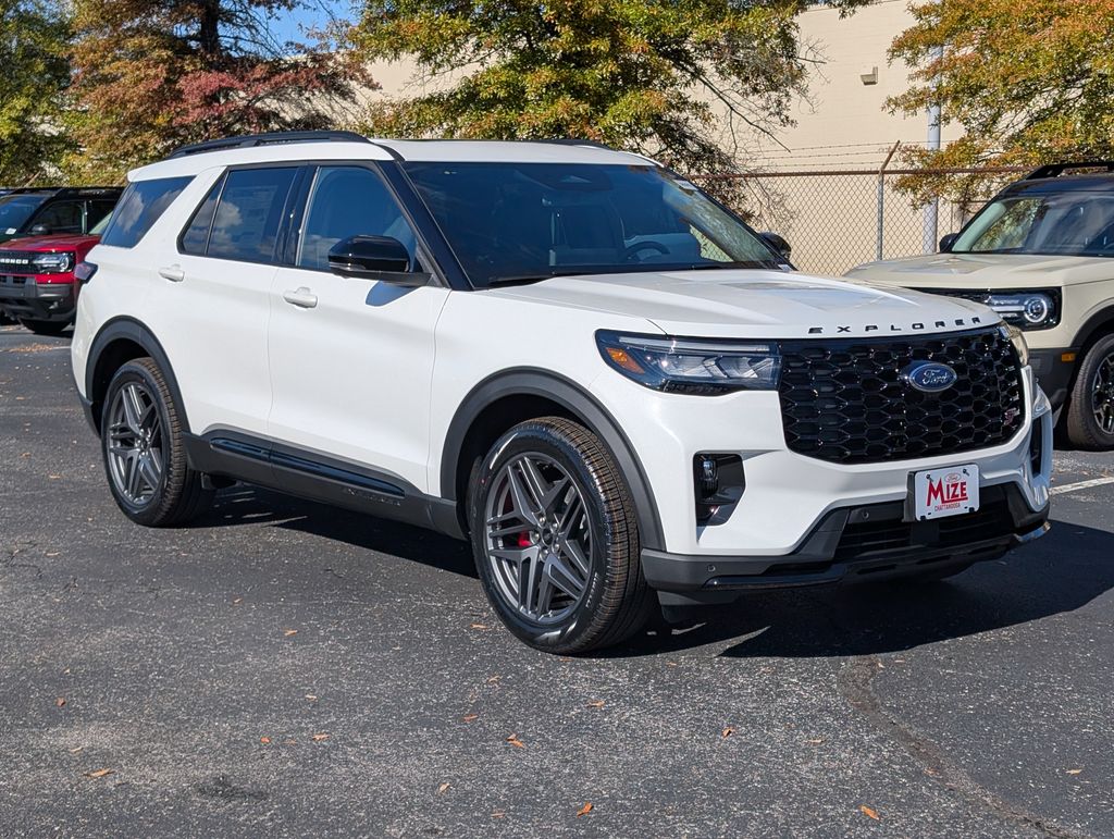2026 Ford Explorer ST photo 2