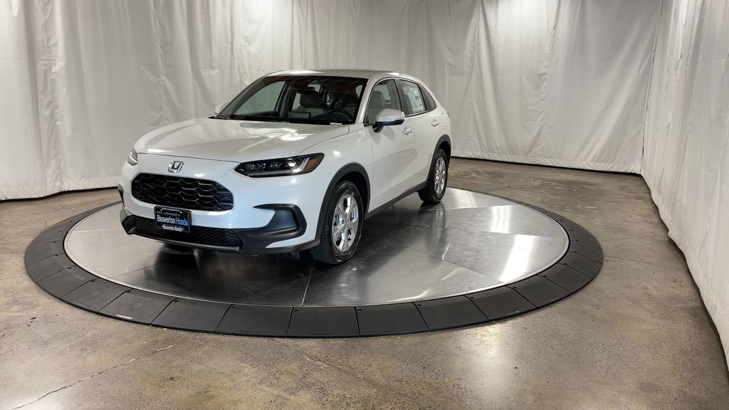 2023 Honda HR-V LX photo 4
