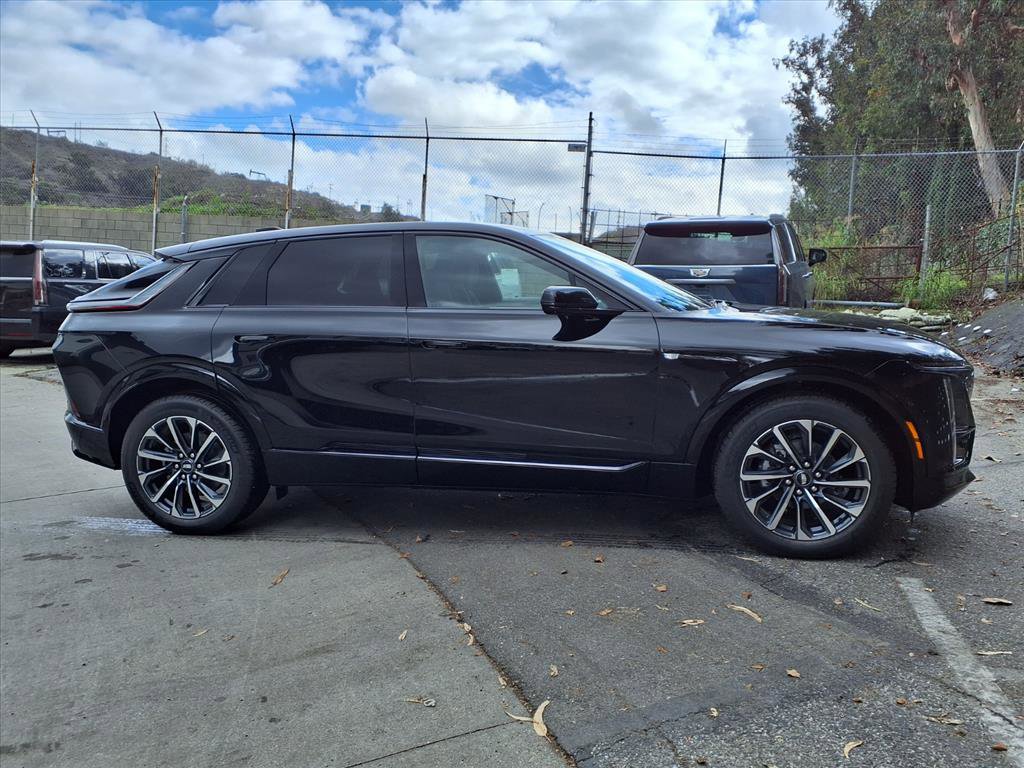 2026 Cadillac Lyriq Sport photo 4